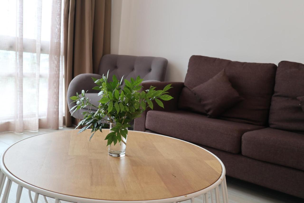 Zen66 @ Roxy Serviced Apartment Кучинг Экстерьер фото