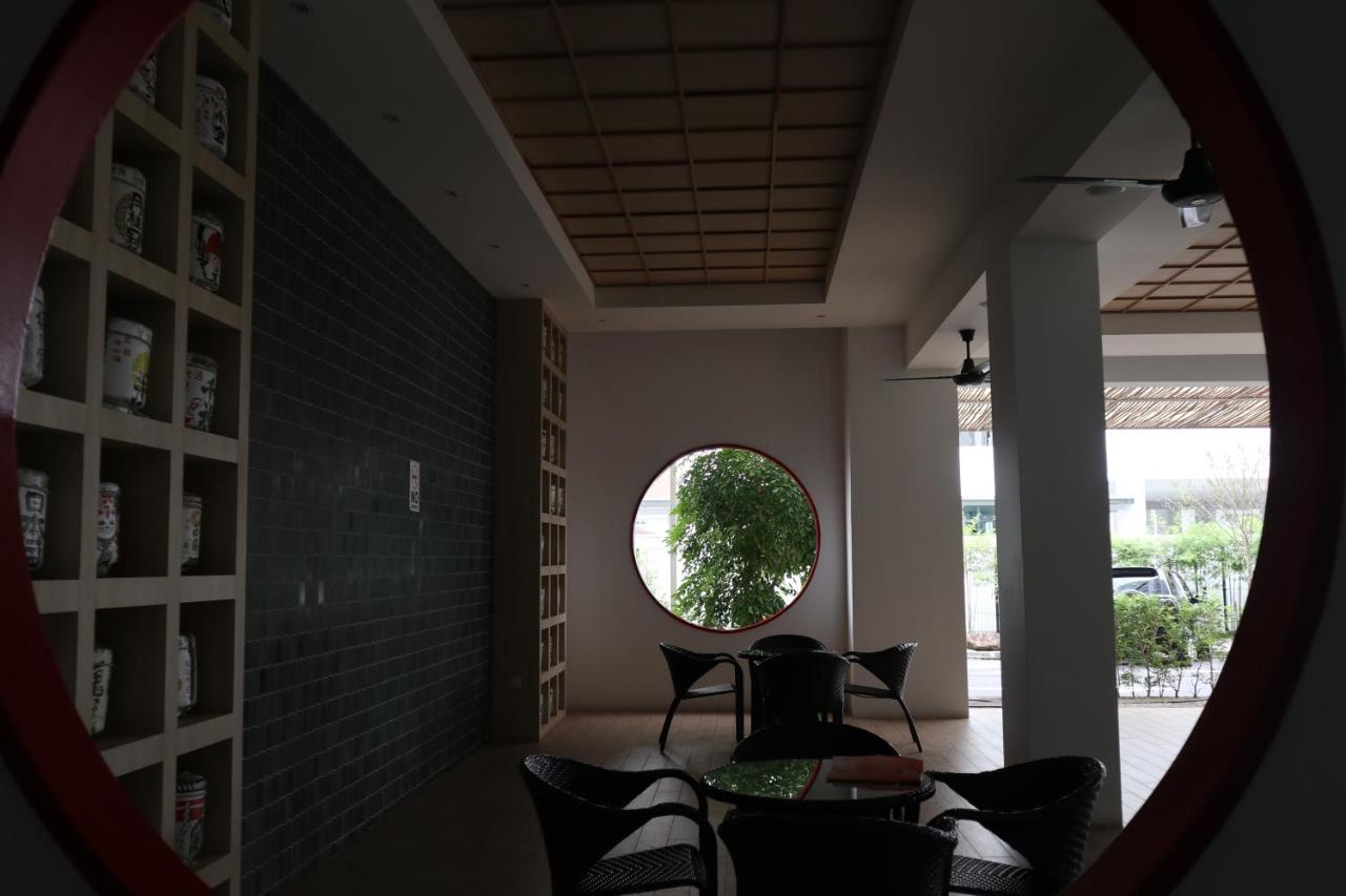 Zen66 @ Roxy Serviced Apartment Кучинг Экстерьер фото