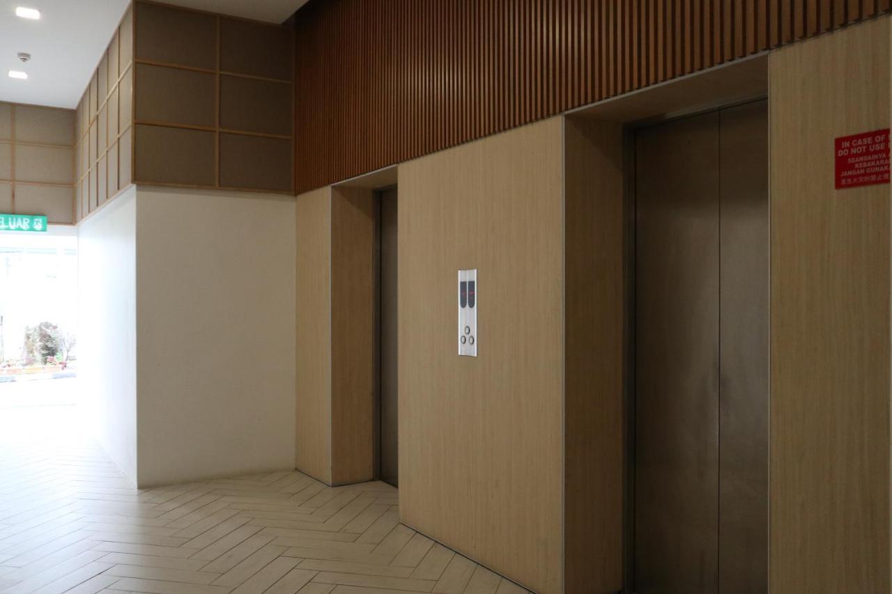 Zen66 @ Roxy Serviced Apartment Кучинг Экстерьер фото